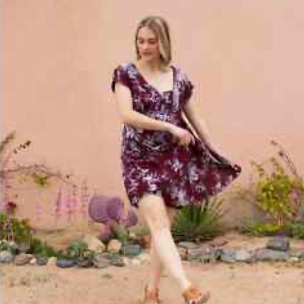Free People Sully Floral Pleated Mini Dress Raisin Combo XS - Picture 3 of 12